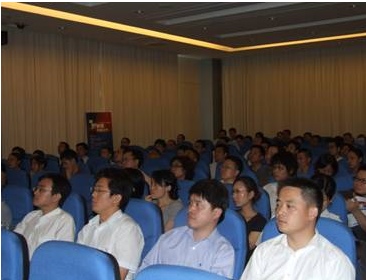 图四:读书会现场